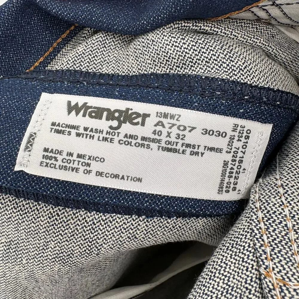 NWT Wrangler Mens Dark Wash Cowboy Cut Original Fit Jeans Size 40x32 Rigid 13MWZ